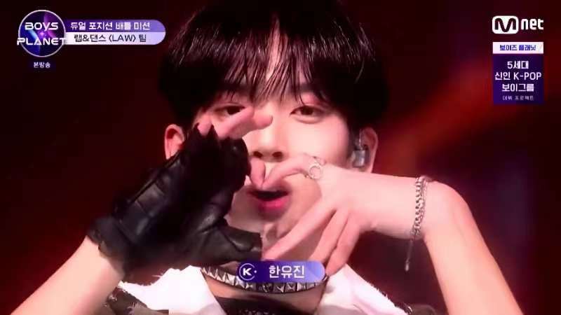 图怎么裂了! qaq